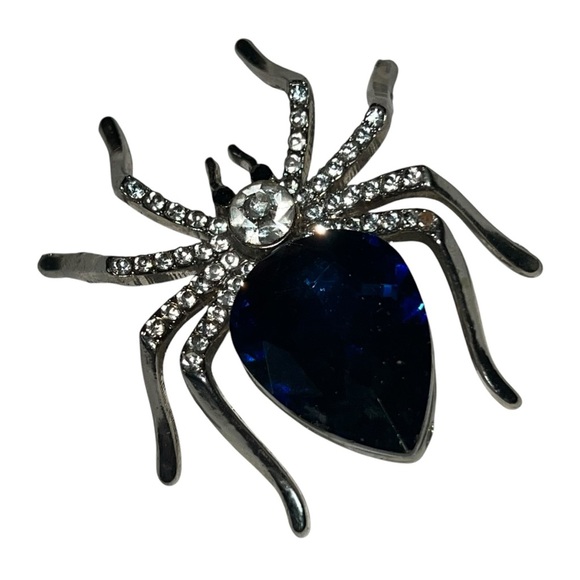 Vintage Rhinestone Spider Silver Tone - Picture 5 of 7